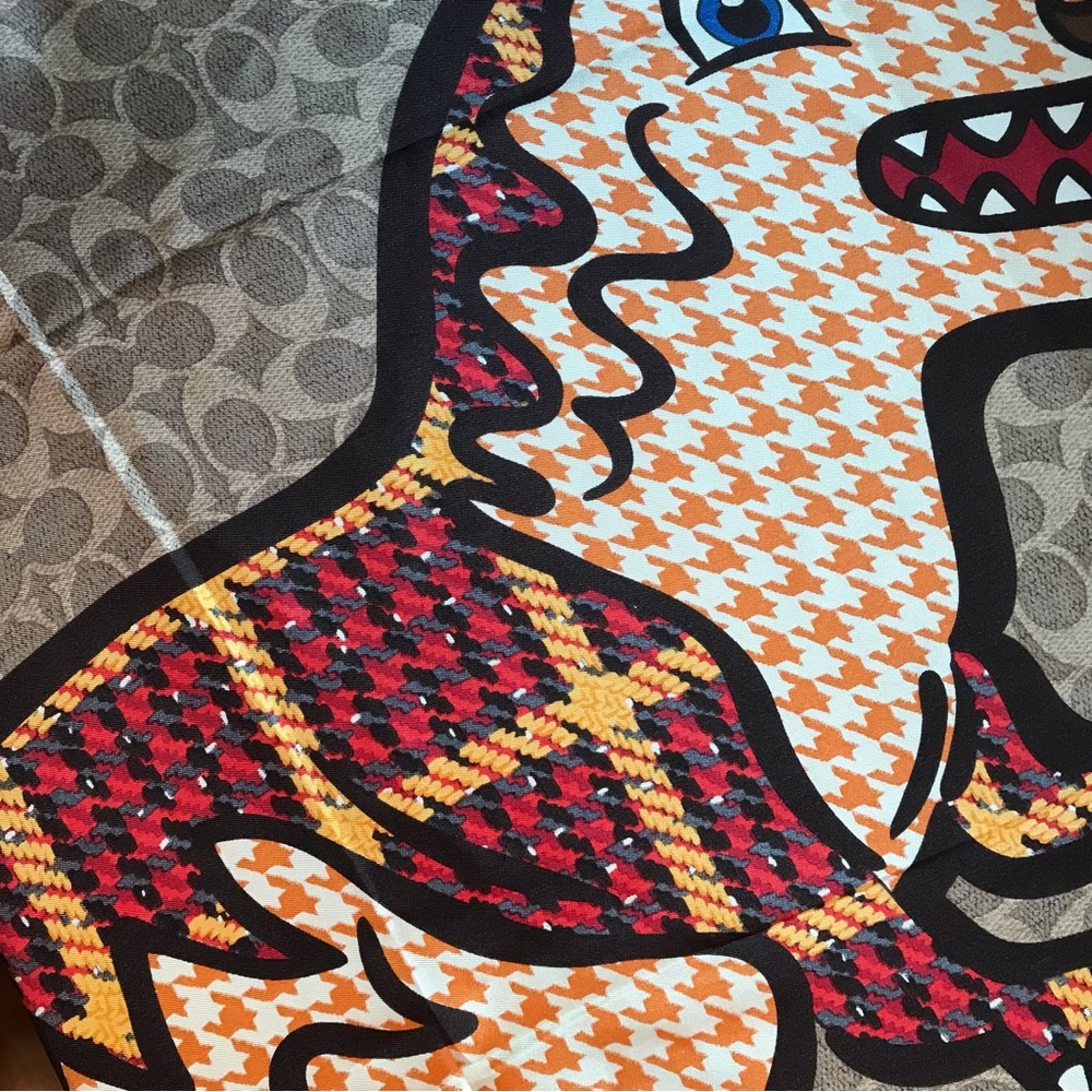 🥰 Coach Plaid Rexy Print Silk Square Scarf - Picture 4 of 8